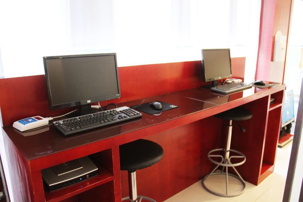 Hanting Express Jinzhou Luoyang Road Central Avenue Екстериор снимка