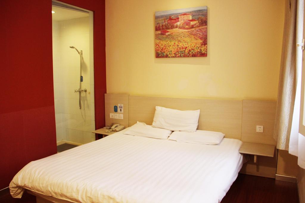 Hanting Express Jinzhou Luoyang Road Central Avenue Стая снимка